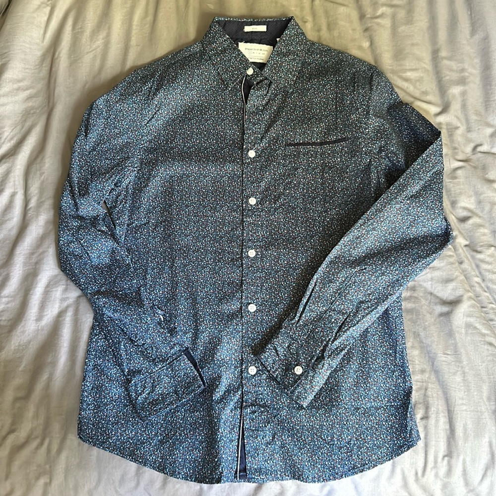 Paper Denim & Cloth Blue Floral Button Down - Men’s Size S